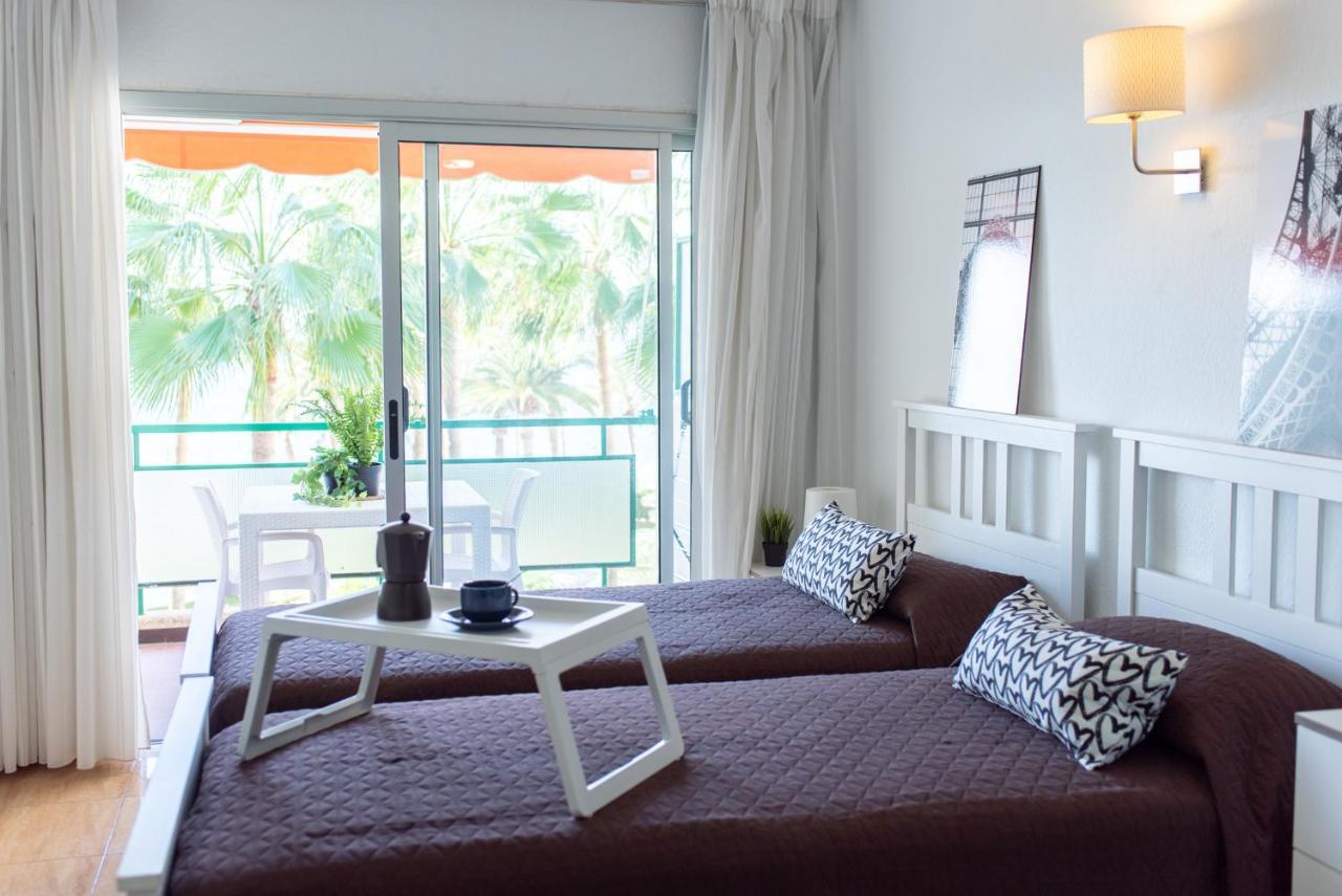 דירות לוס כריסטיאנוס Comodoro Cristianos Beach Vivienda Vacacional מראה חיצוני תמונה