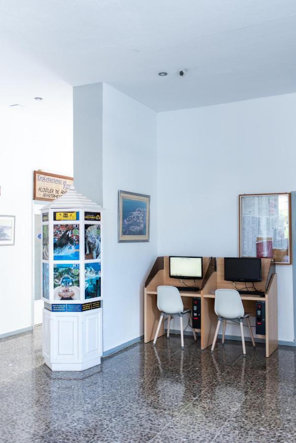 דירות לוס כריסטיאנוס Comodoro Cristianos Beach Vivienda Vacacional מראה חיצוני תמונה
