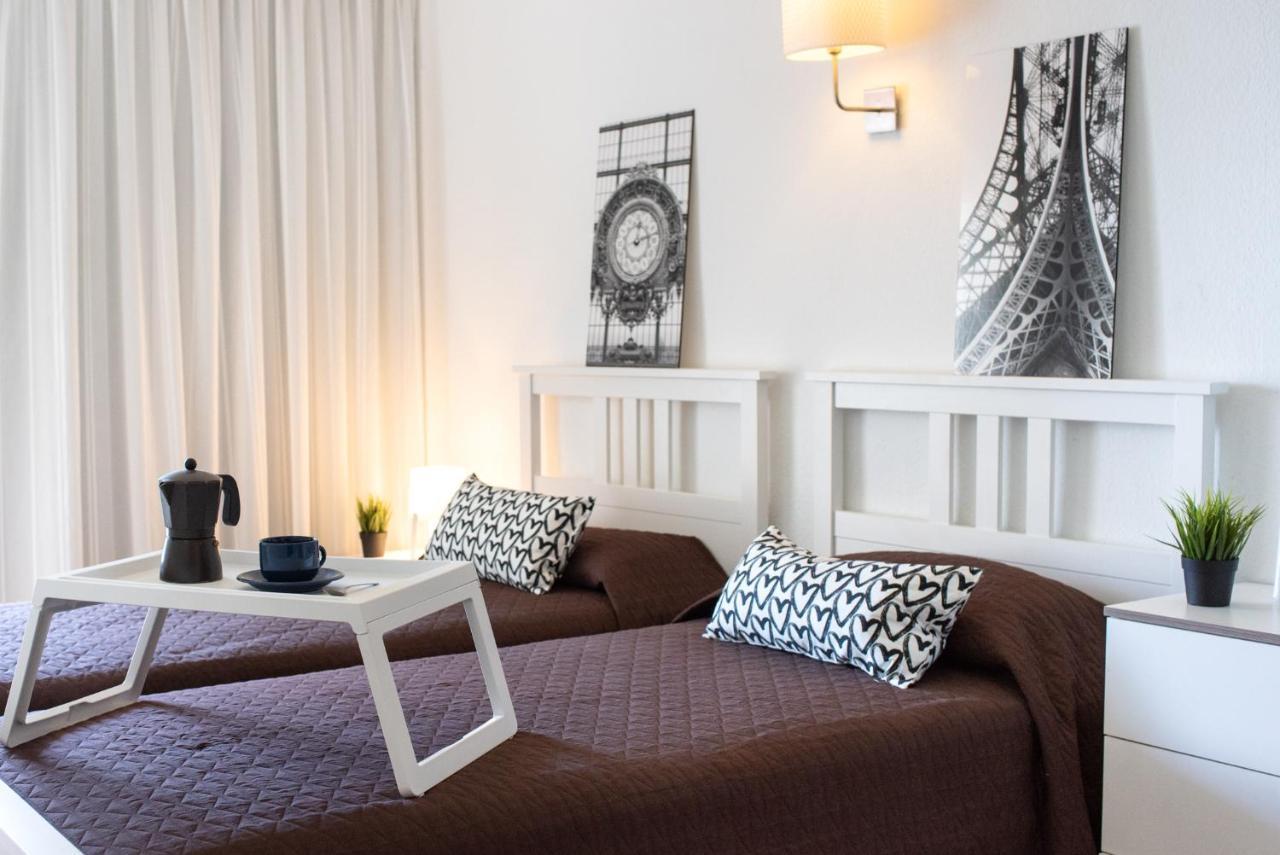 דירות לוס כריסטיאנוס Comodoro Cristianos Beach Vivienda Vacacional מראה חיצוני תמונה